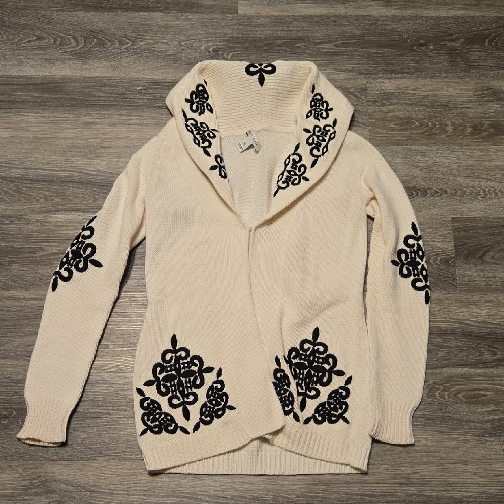WHBM Cream Shawl Collared Embroidered Cardigan Sz XS